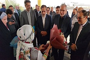 وزیر بهداشت وارد بجنورد شد