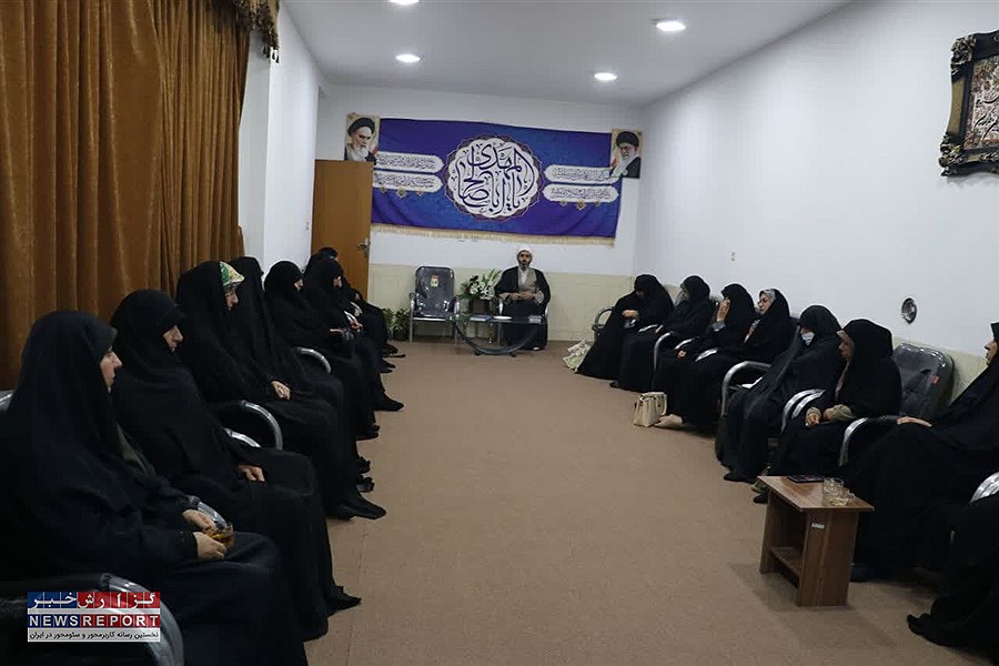 بانوان ستاد نمازجمعه لامرد تقدیر شدند