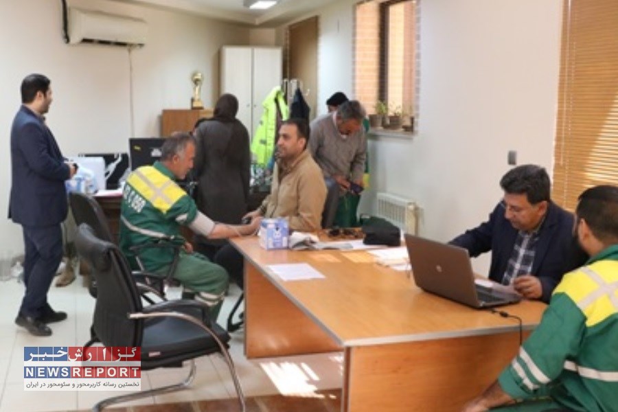 اردوی جهادی سلامت محور در بوستان آزادی شیراز و محله کم برخوردار کفترک برپا  شد