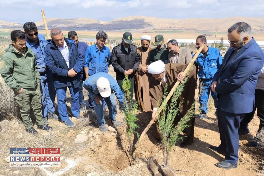 ۷۰ هکتار فضای سبز در اطراف سایت کارخانه آهن اسفنجی به بهره برداری رسید