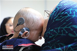 کمک هزینه و مشارکت در  توانبخشی  و کاشت حلزون شنوایی کودکان از سوی بنیاد خیریه شفا