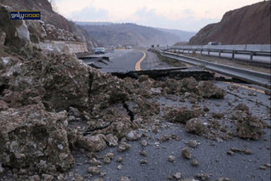 تهیه نقشه پهنه‌بندی زمین‌لغزش در محدوده رودبار–منجیل